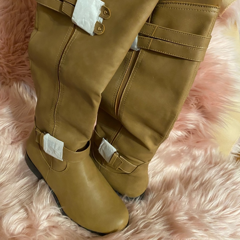 Tan Boots